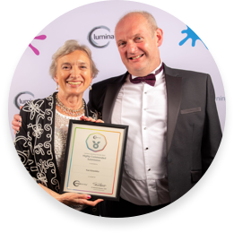 The Global Management Academy at the awards ceremony. Elizabeth Handover, President of Lumina Learning Japan, and Stewart Desson, President of Lumina Learning.